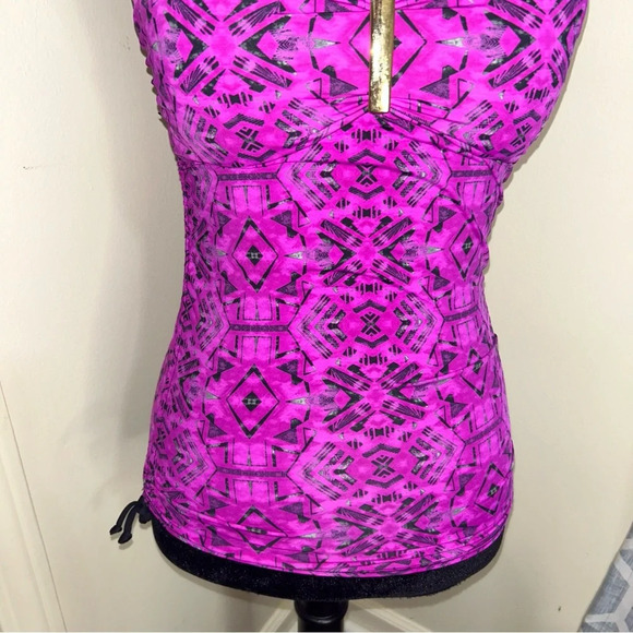 Leonisa Stunning Tankini Bathing Suit top - Picture 3 of 7